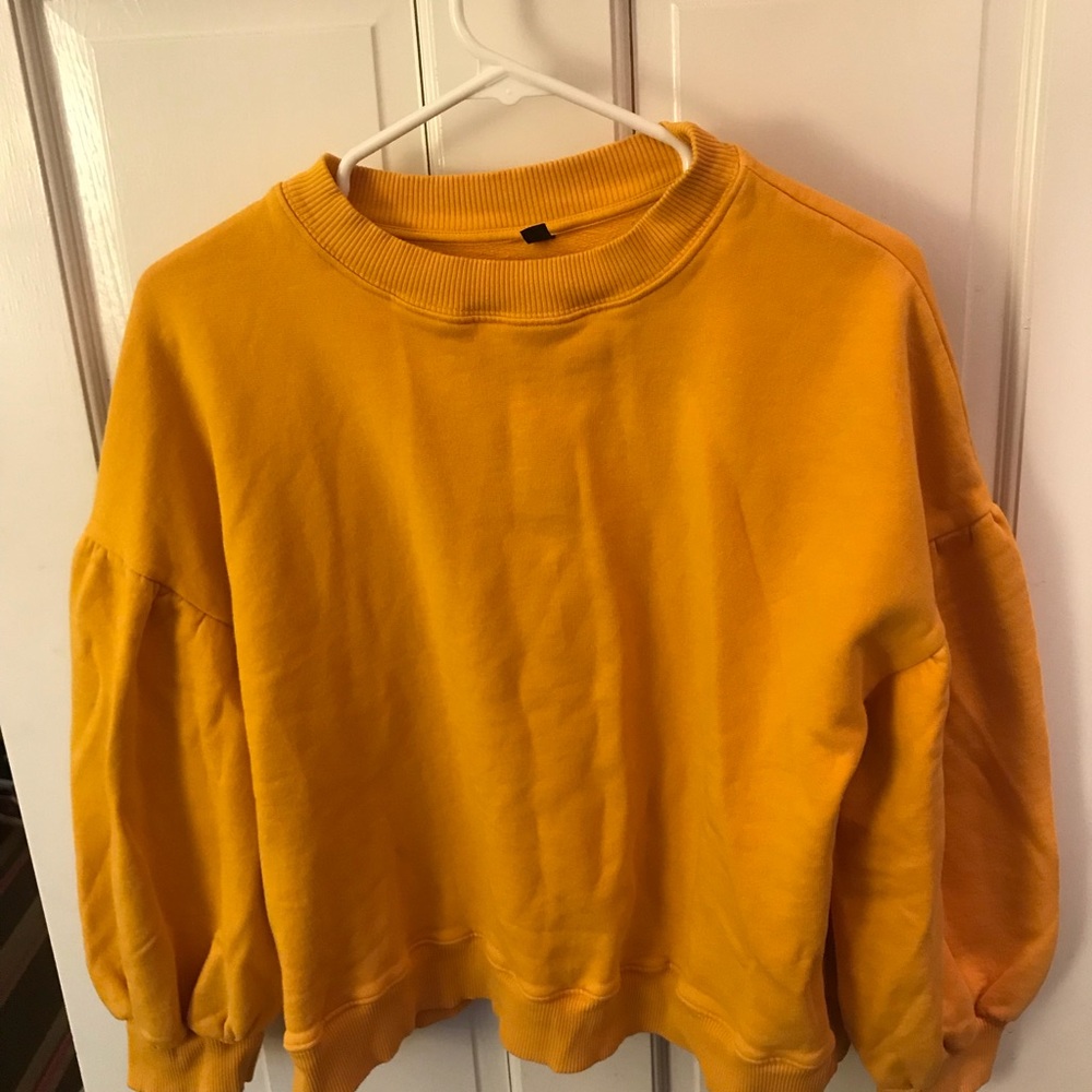 Yellow sweatshirt
